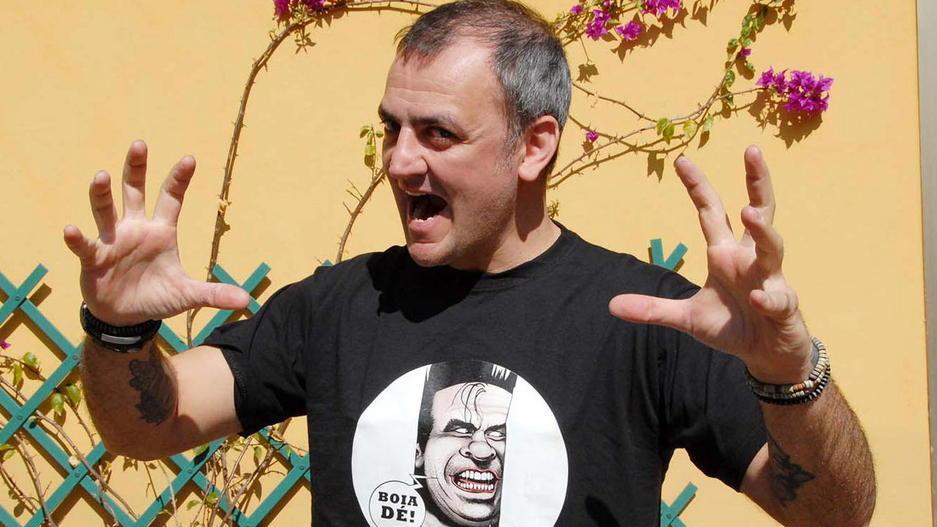 “SatiriCam”: una serata semiseria con Andrea Camerini