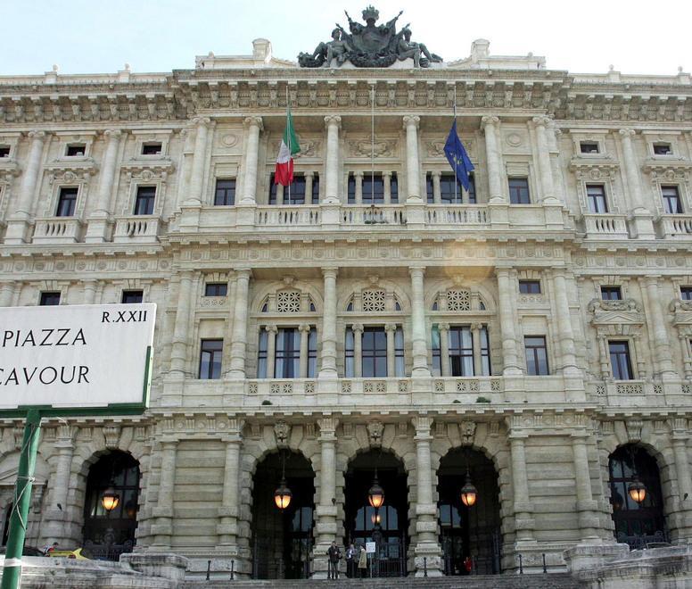 Evade dagli arresti domiciliari autore di furti e ricettazione