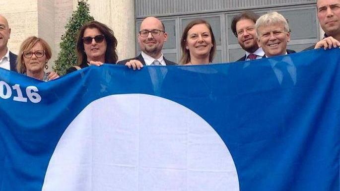 Mare Pulito a Livorno sventola la Bandiera blu