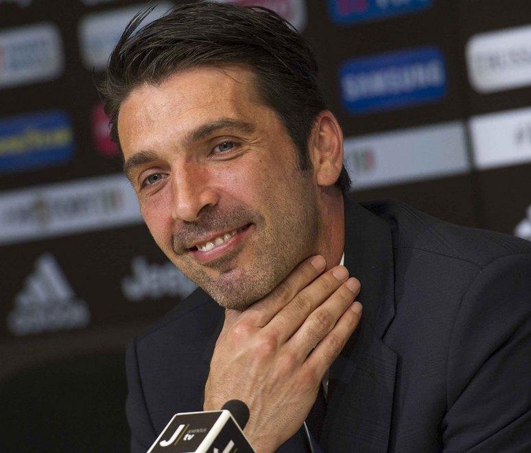 Buffon e Barzagli rinnovano fino al 2018 «Siamo orgogliosi» 