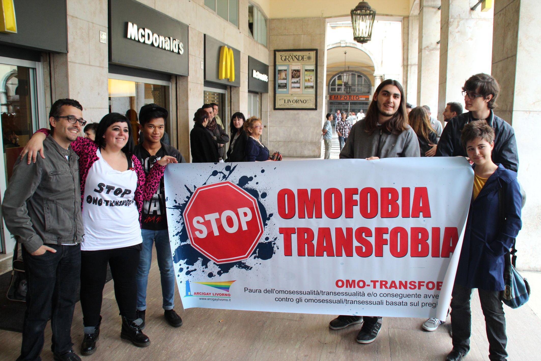 A Livorno si festeggia la Settimana mondiale contro l'omofobia, tra flash mob, incontri e film