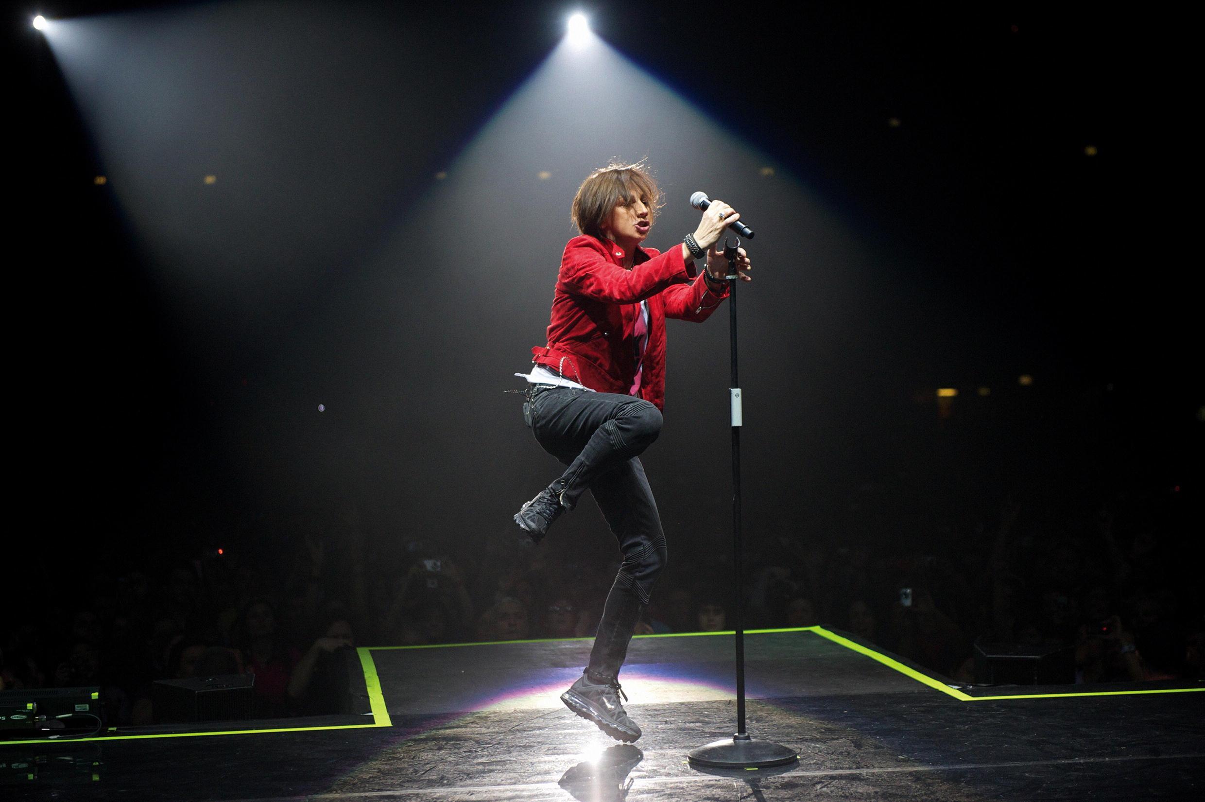Gianna Nannini sul palco di un concerto