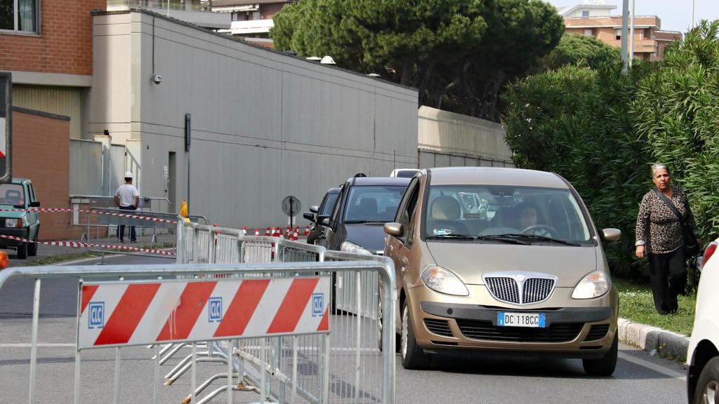 Viale Fabbricotti, proseguono i lavori alla caserma: come cambia la viabilità