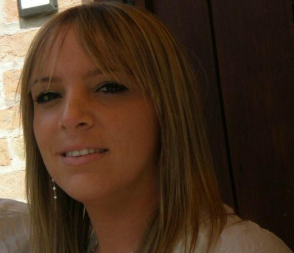 Morta in sala parto, il marito: «Jessica sentì un forte colpo alla pancia» 