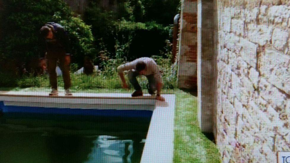 Piscina dietro San Zeno al via la demolizione