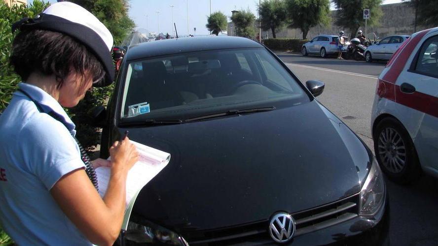 «Troppi vigili fra le scartoffie»