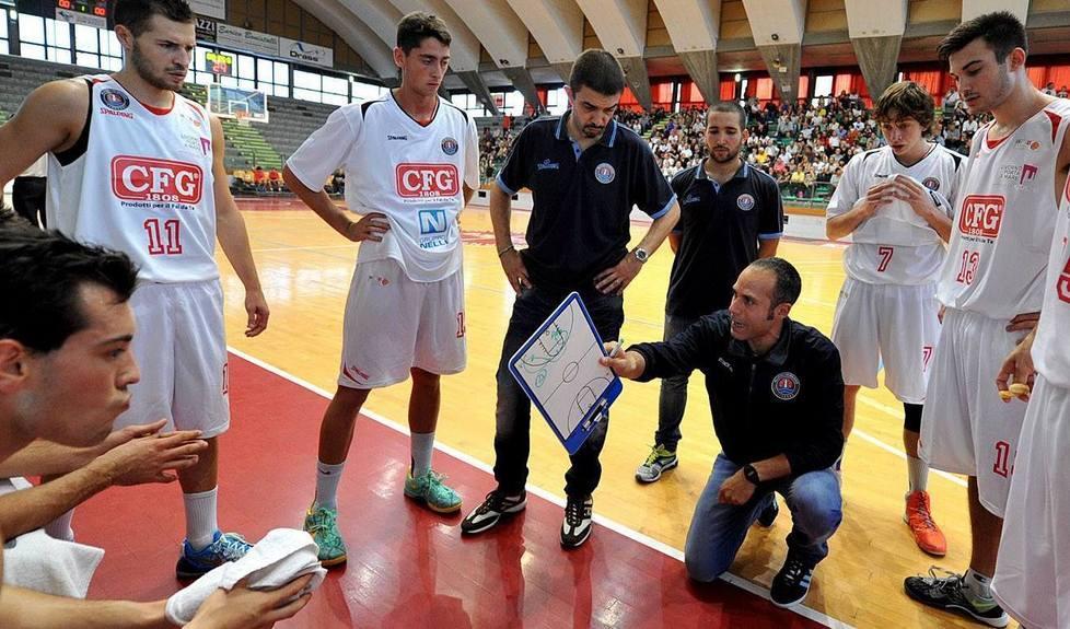 E’ il sabato della verità Il Don Bosco si gioca tutto Domani la bella playout tra i ragazzi di Quilici e il Bottegone per restare in B In dubbio tra le file avversarie la presenza di Cernivani per un infortunio