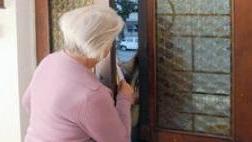Manda via il truffatore: lui ha già preso l’assegno