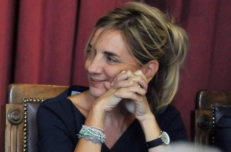 L’isola si tinge d’arcobaleno Il Pd: una conquista di tutti 