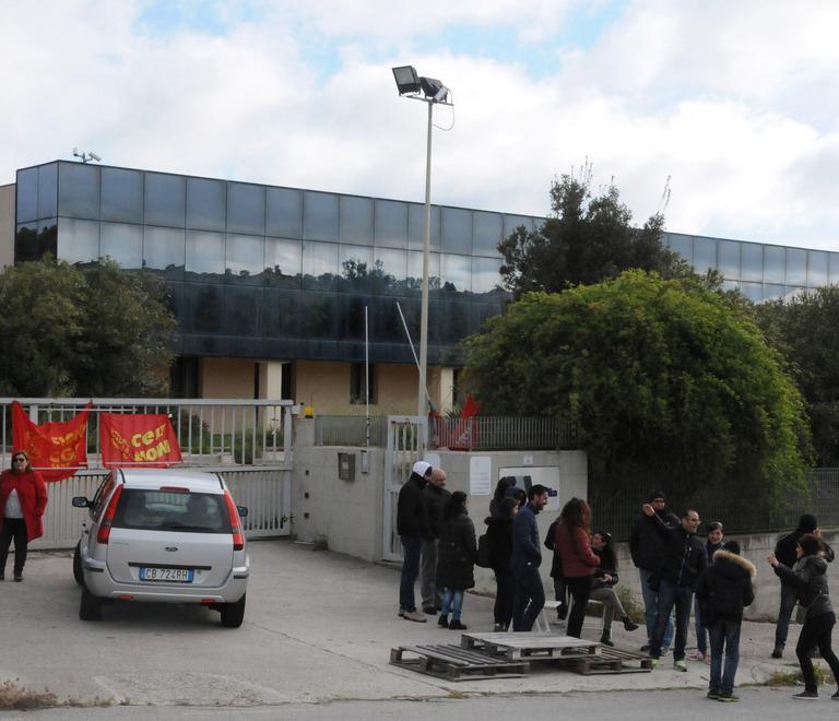 Idea Motore, uno spiraglio dopo l’asta del capannone 