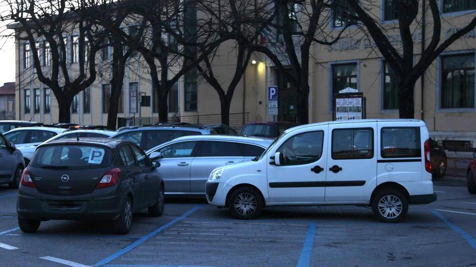 Sosta gratuita per i disabili negli stalli blu