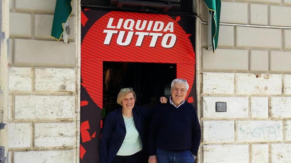 Dopo trent’anni addio a un altro storico negozio