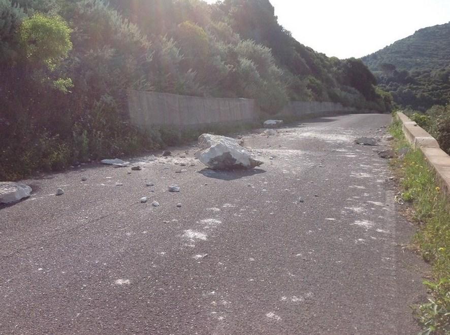 Modolo, lavori sul costone roccioso 