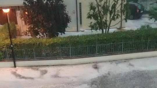 Maltempo, temporali e grandinate nella Bassa