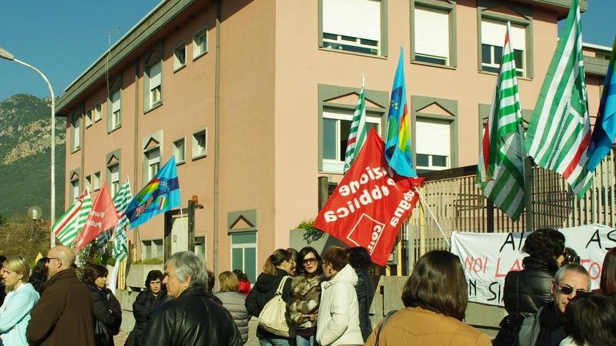 Aias, gli stipendi ancora non arrivano