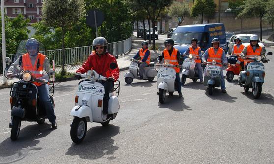 Festa per i 70 anni della Vespa