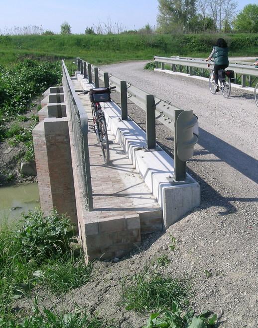 Aperto il ponte nelle Valli era inagibile da molti anni 