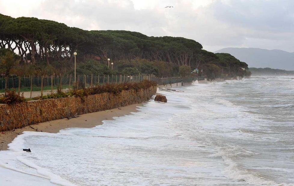 Asta deserta per il villaggio Torre Mozza 
