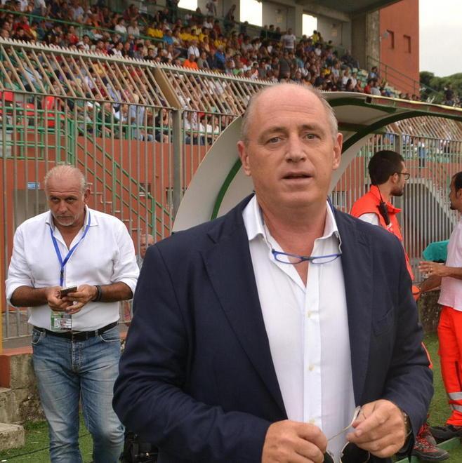 Lucchese, servono 2 calciatori in ogni reparto 