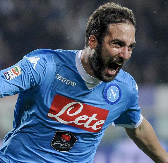 Higuain da record fa gol(a) a tutti: 36 perle in un anno 