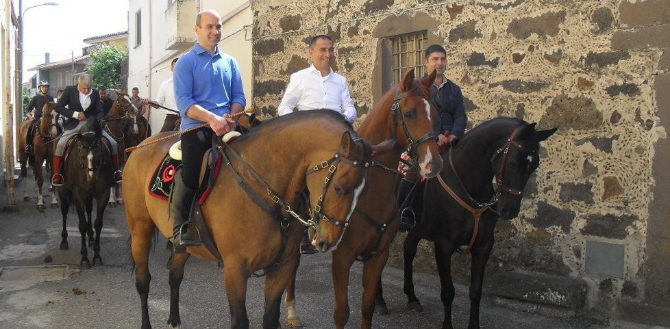 Prima uscita ufficiale per le “pandele” dell’Ardia di Sedilo 