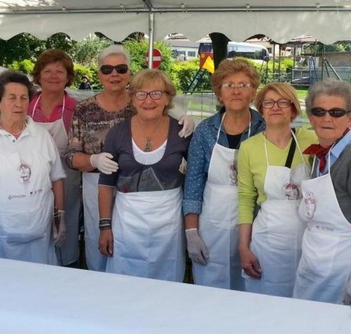 I tifosi umbri apprezzano il gnocco delle rezdore dell’associazione Rolo in Festa