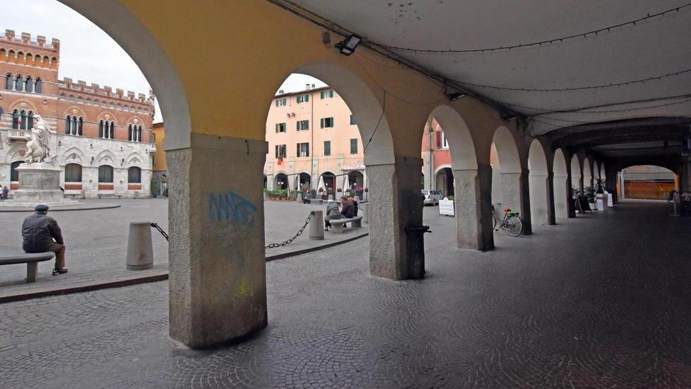 Portici in piazza, fuori le idee