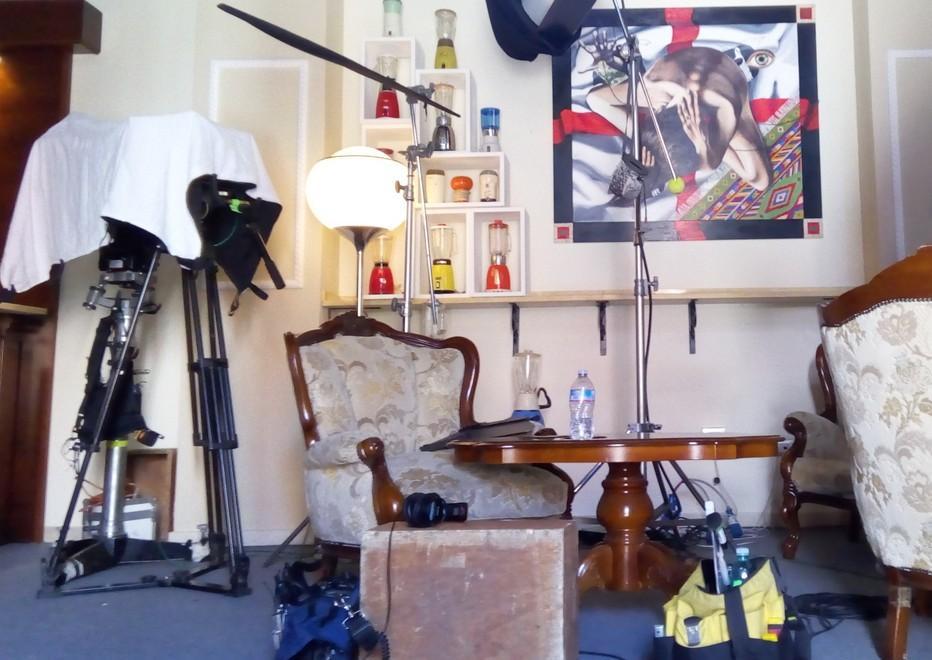 Sul set cinematografico le opere delle sorelle Squintu