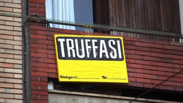 Modenesi truffati: case fantasma in affitto, addio vacanze
