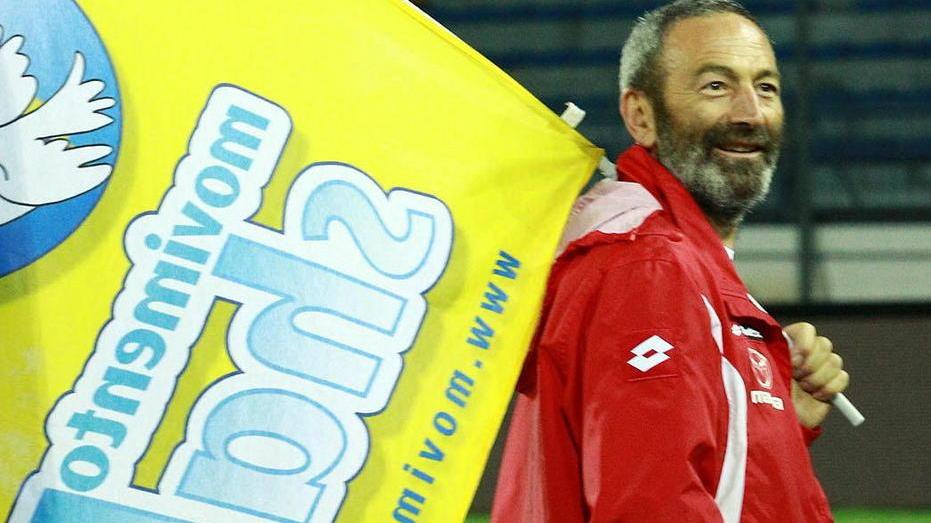 «Donate un centesimo per ogni chilometro fatto in bicicletta»