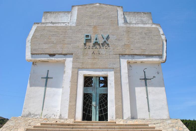 Un cimitero per 23mila dannati 