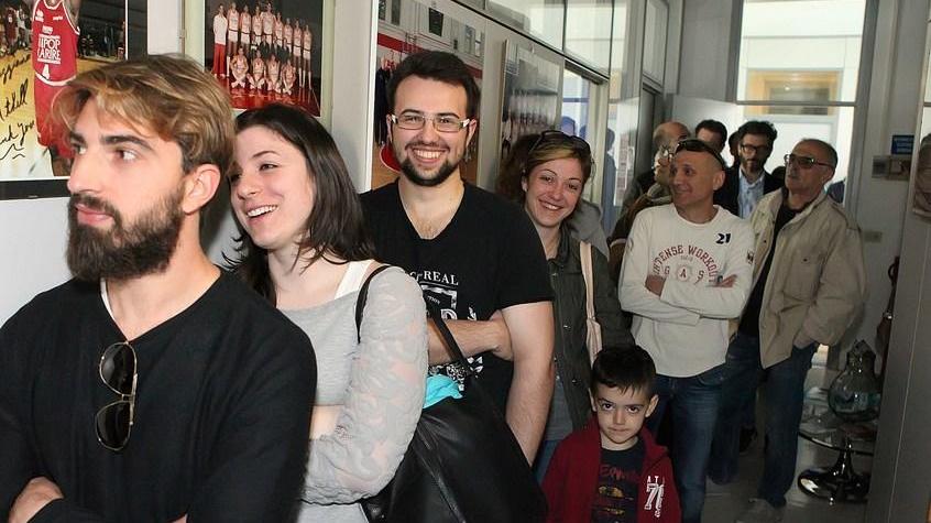 Biglietti bruciati in un’ora e mezza