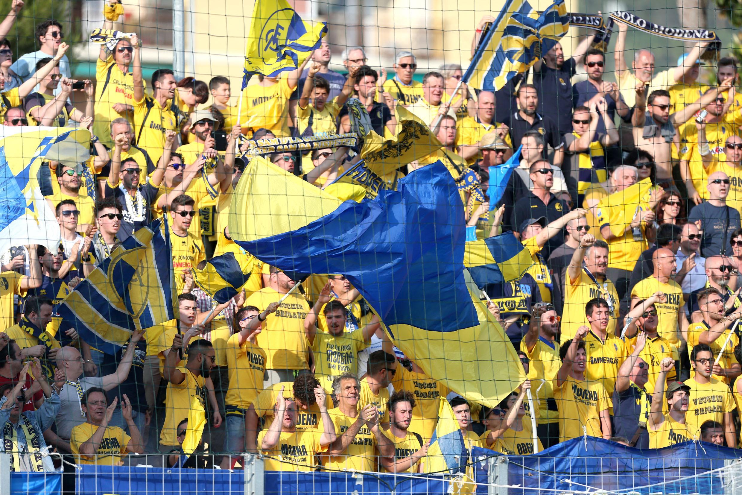 I tifosi canarini