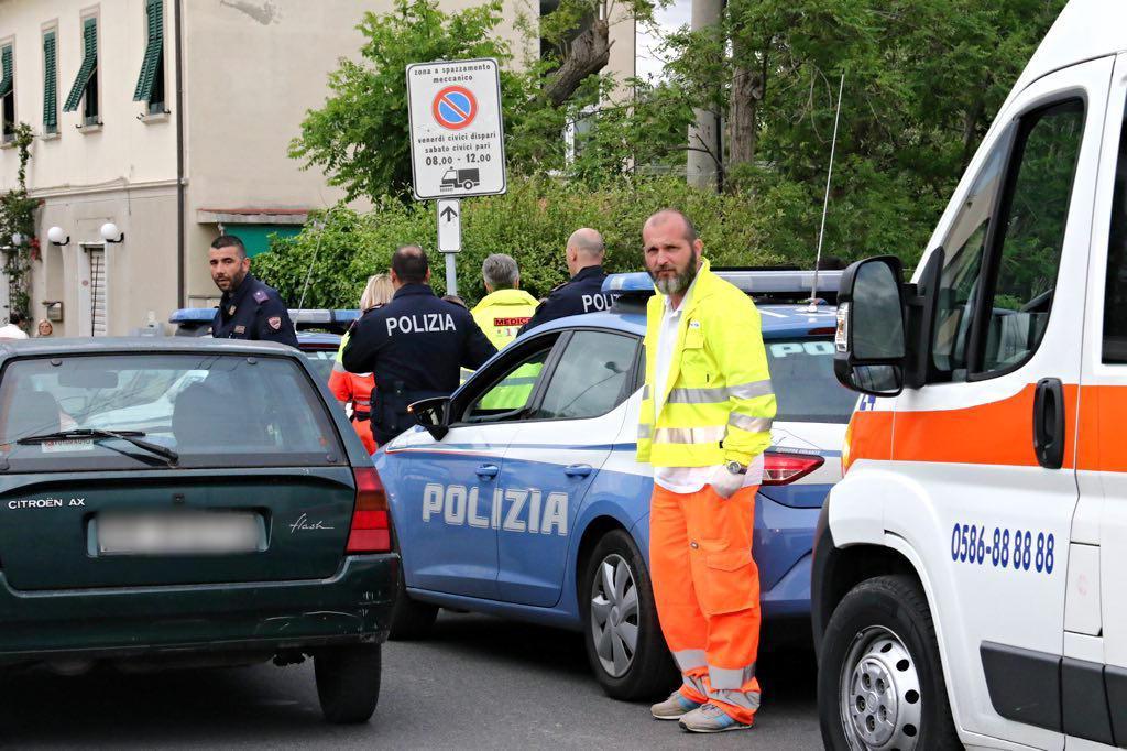 I soccorsi sul posto della Svs e della polizia (Marzi/Pentafoto)