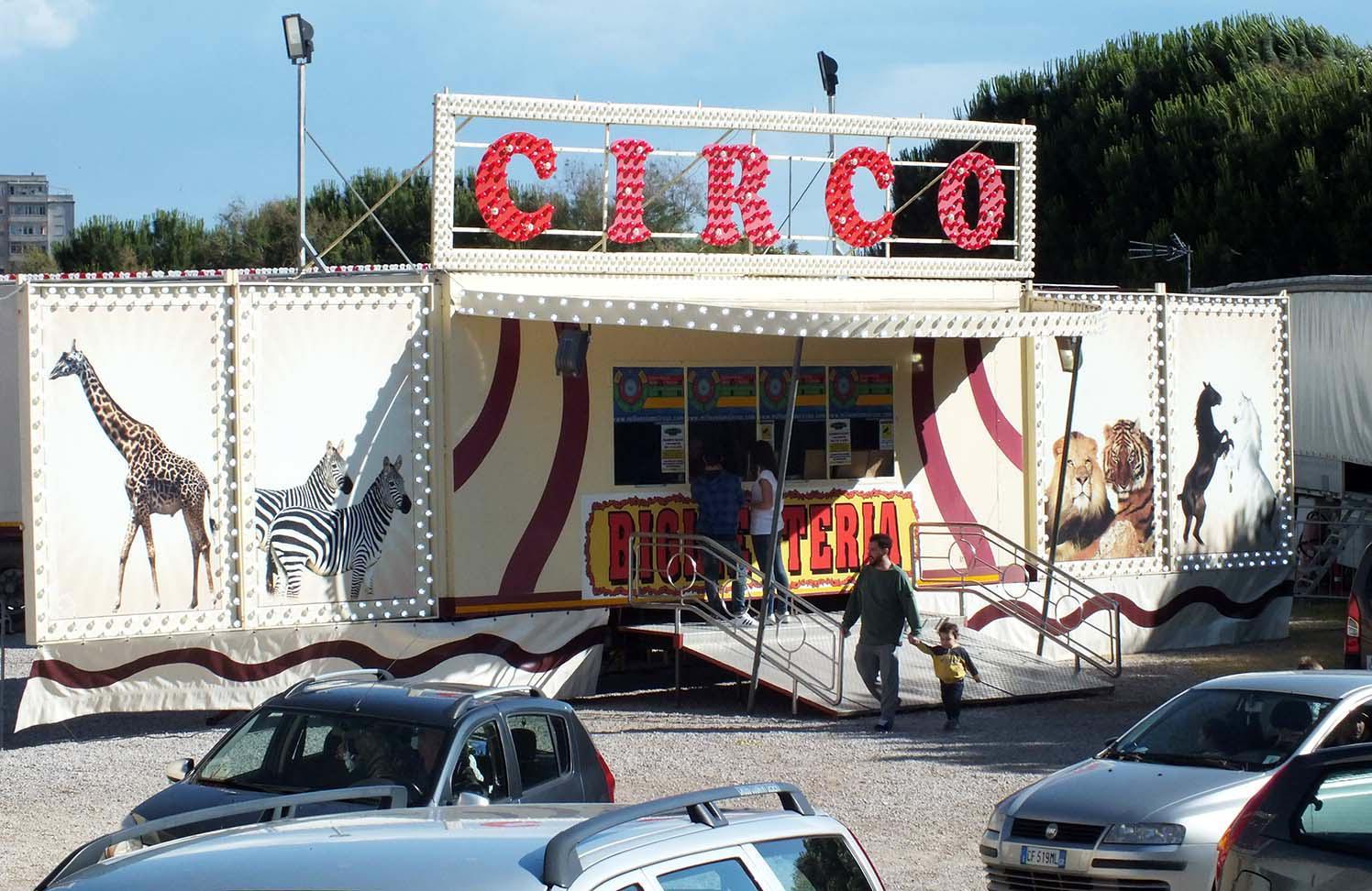 Il tendone del circo (foto PaBar)