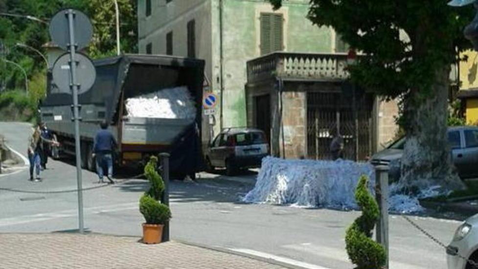 Una strada, esigenze diverse e due Comuni lanciano un Sos
