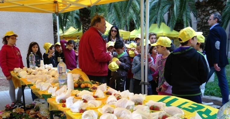 Gli alunni del Monte a lezione di agricoltura biologica