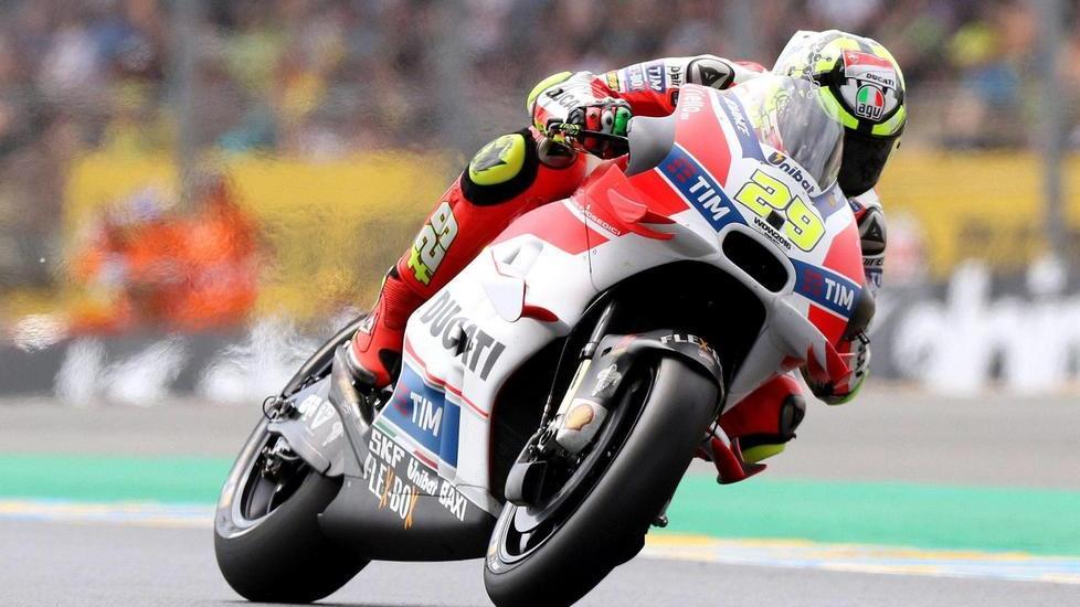 MotoGp al Mugello, Iannone firma per la Suzuki