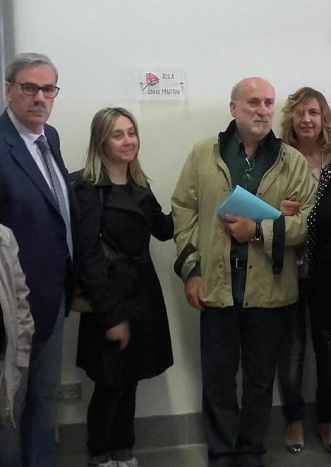 Una targa per ricordare la maestra Anna