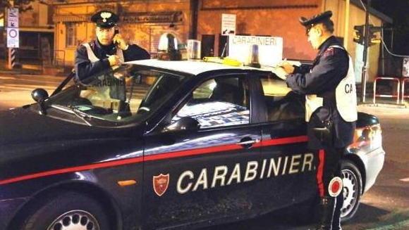 Accoltella il fratello a una festa arrestato un quarantenne 