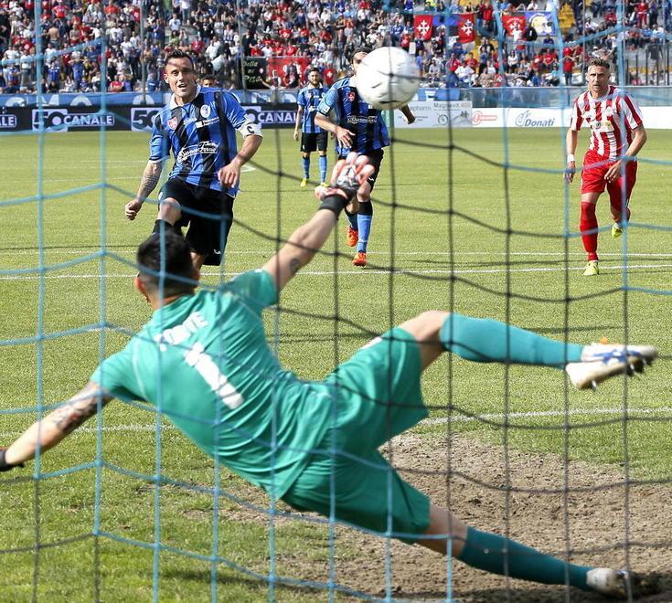 Più gol grazie al tridente, meglio se con Mannini 