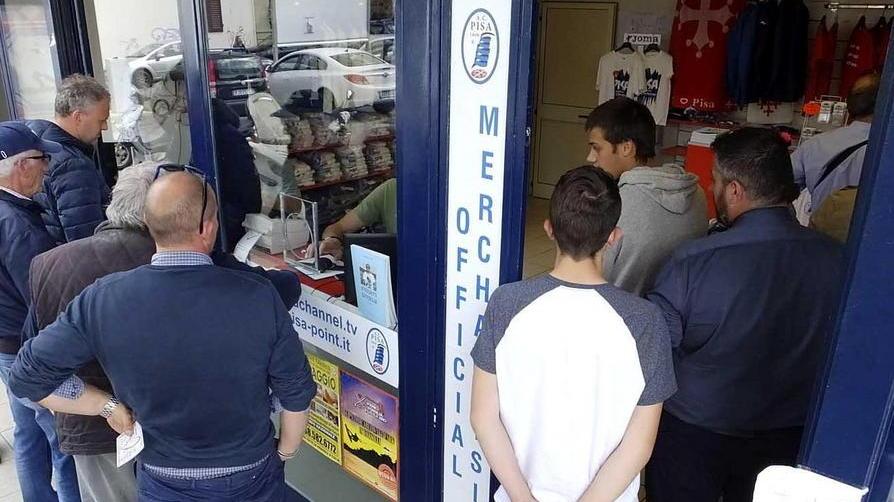 Arena, biglietti in più La carica dei 10mila