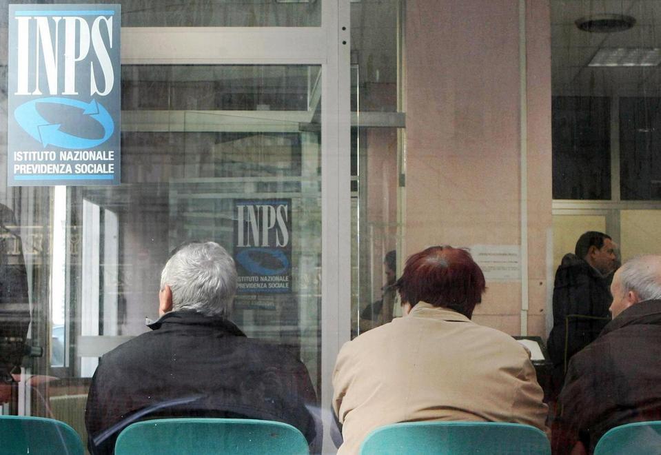Truffa milionaria all’Inps il funzionario dal giudice 