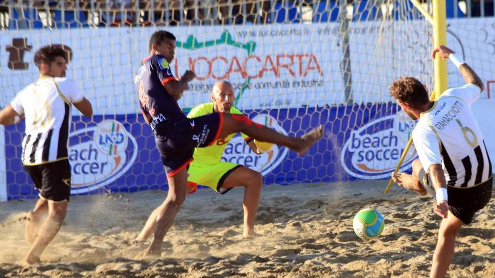 I bianconeri sfidano i tedeschi a Catania