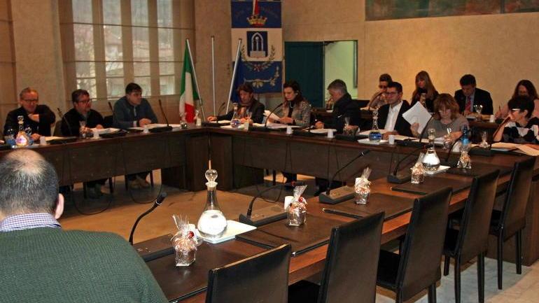 No al distretto sanitario accorpato con Massa