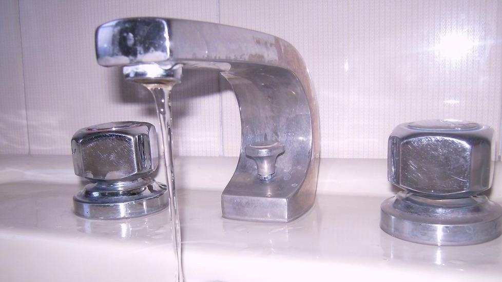 Il Gspc contro Abbanoa: «Tagli i costi dell’acqua del 50%»