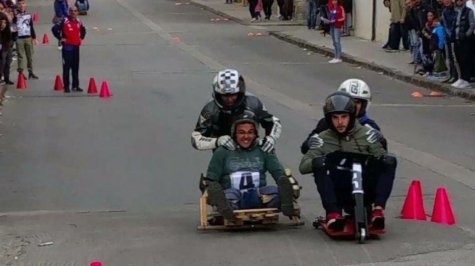 Pattini, grande successo per la gara a squadre