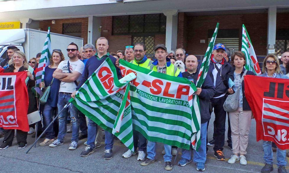 Protesta sindacale alle Poste