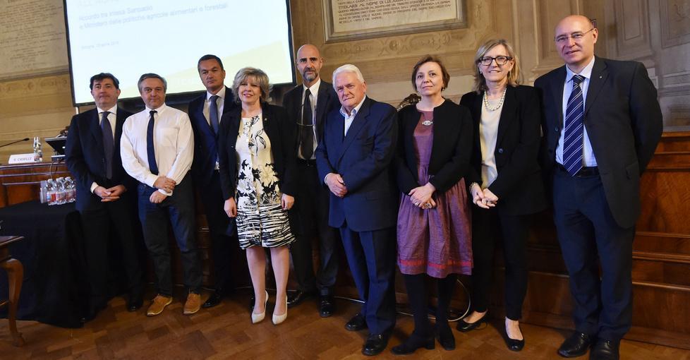 Novecento milioni in tre anni alle imprese agricole
