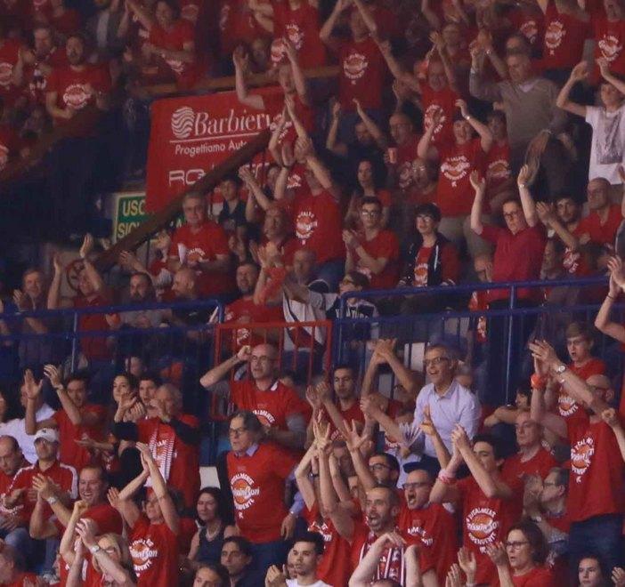 multa di 500 euro per il club